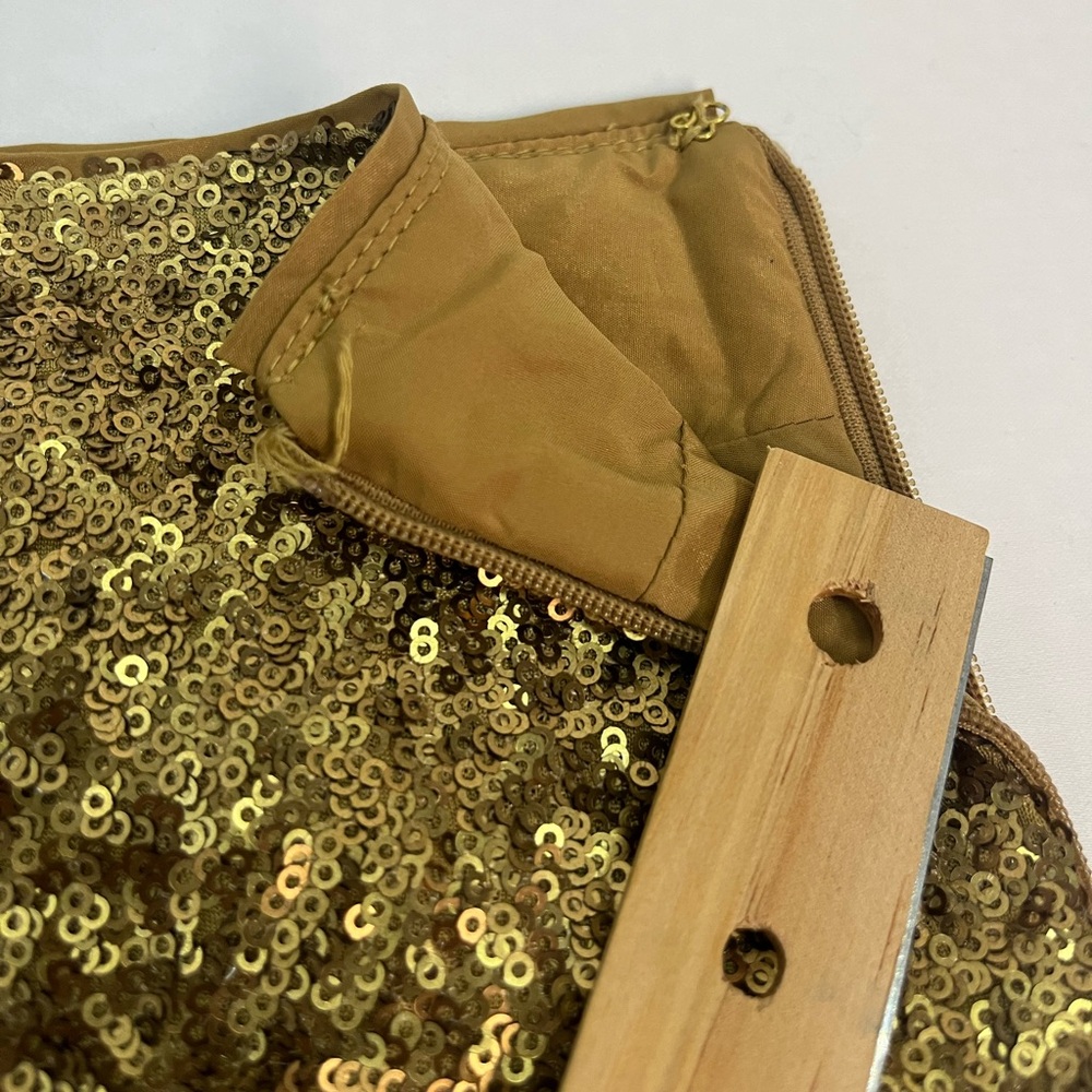 Cache Gold Sequin Mini Skirt; women’s size 8; perfect skirt for any occasion! - Picture 7 of 11